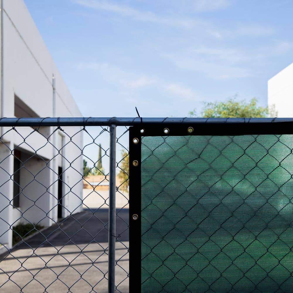AMGO 4 ft. H x 25 ft. W Green Fence Outdoor Privacy Screen with Black Edge Bindings and Grommets