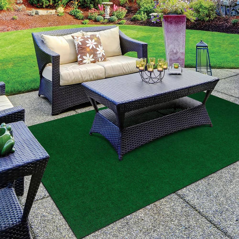 Foss Fairway Green 6 ft. x 8 ft. Green Artificial Grass Rug
