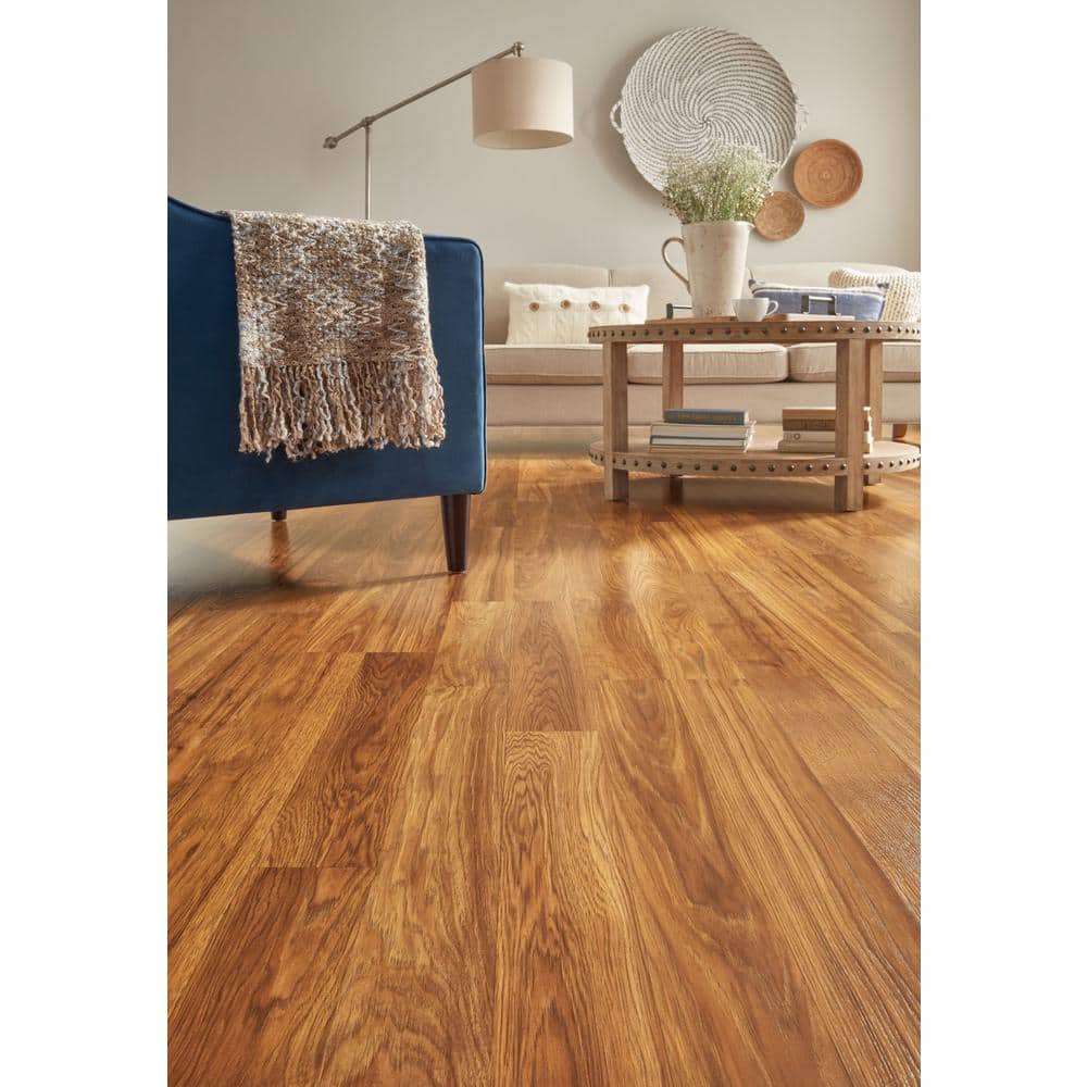 Pergo XP Groveport Hickory 10 mm T x 7.4 in. W Laminate Wood Flooring (19.63 sqft/case)