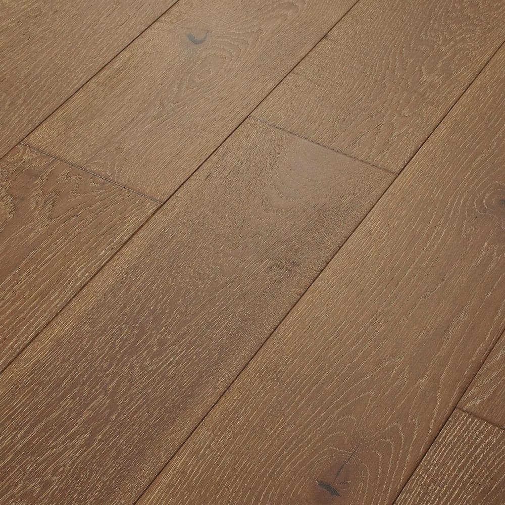 Shaw Richmond Harvest White Oak 9/16 In. T X 7.5 in.W Tongue and Groove Engineered Hardwood Flooring (31.09 sq.ft./case)
