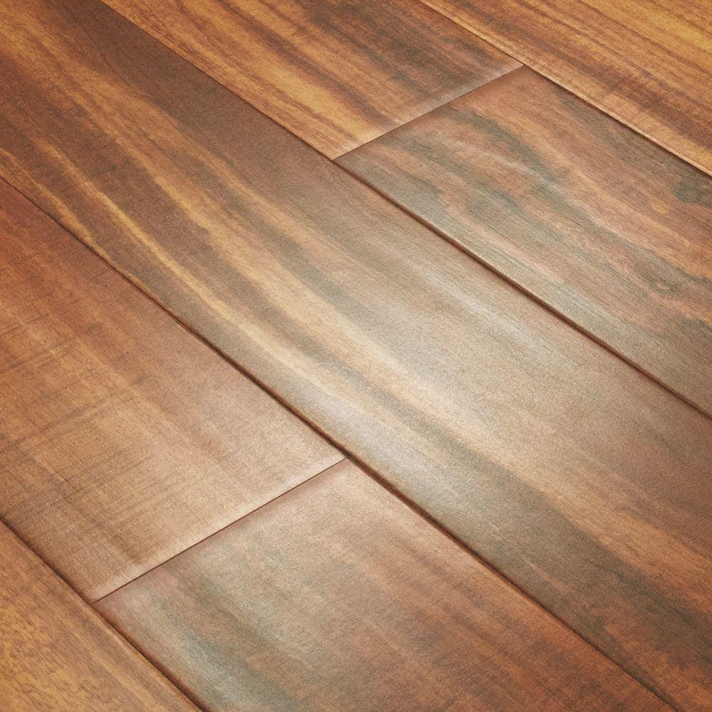 Pergo Outlast+ Hawaiian King Koa 12 mm T x 5.2 in. W Waterproof Laminate Wood Flooring (13.74 sqft/case)