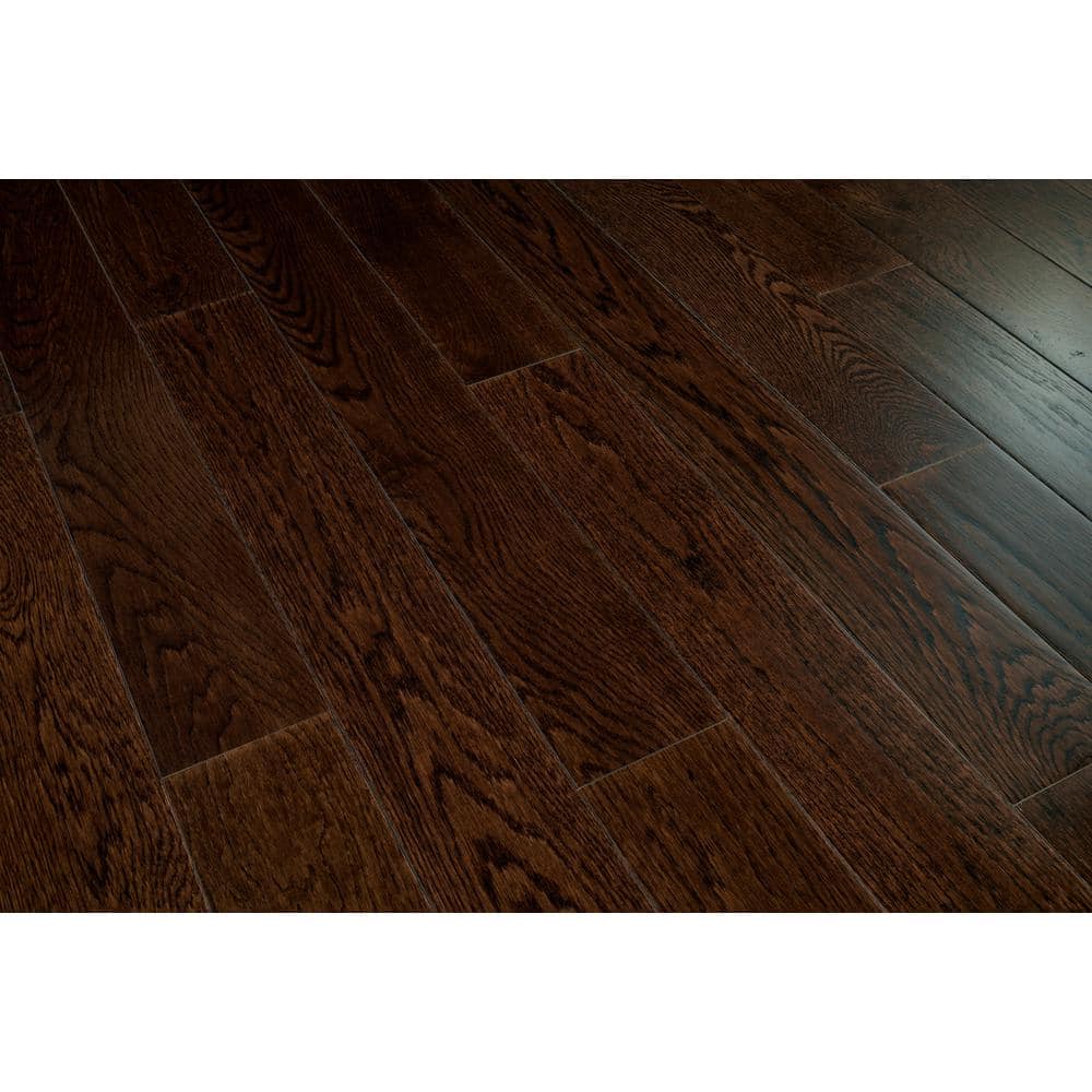 Bruce Plano Mocha Oak 3/4 in. T x 5 in. W Smooth Solid Hardwood Flooring (23.5 sq.ft./ctn)