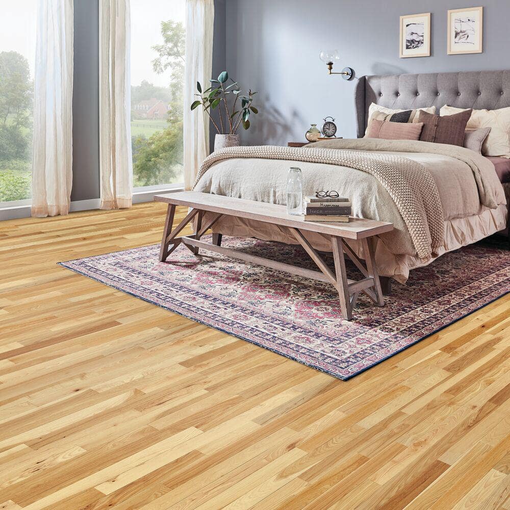 Bruce Plano Natural Hickory 3/4 in. T x 3-1/4 in. W Smooth Solid Hardwood Flooring (22 sq.ft./ctn)