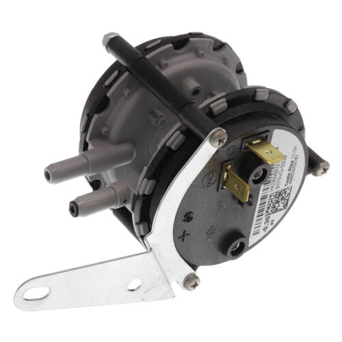 Carrier HK06MB021 pressure switch - side view (Product Type: Pressure Switch)