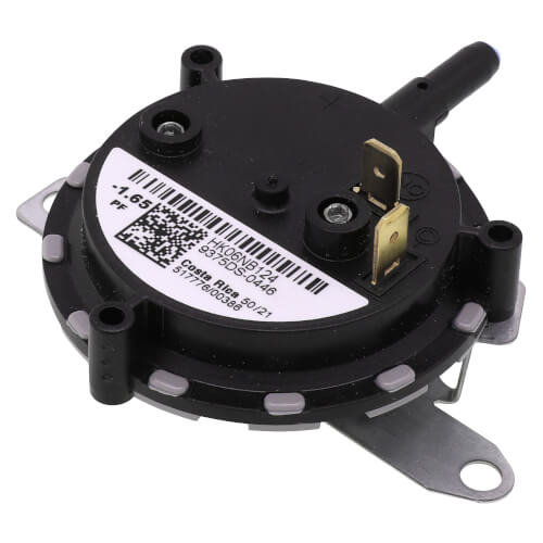 Carrier HK06NB124 pressure switch - side view (Product Type: Pressure Switch)