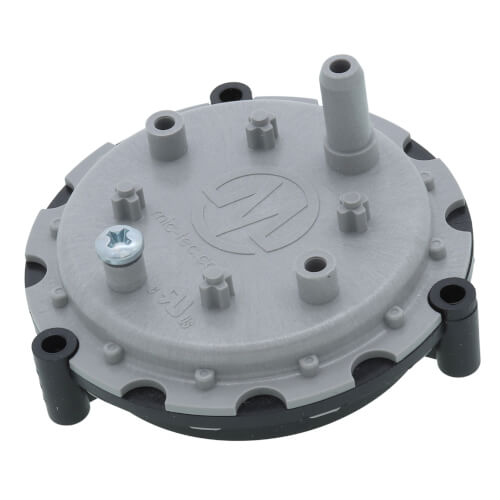 Carrier HK06WC090 pressure switch - front view (Product Type: Pressure Switch)