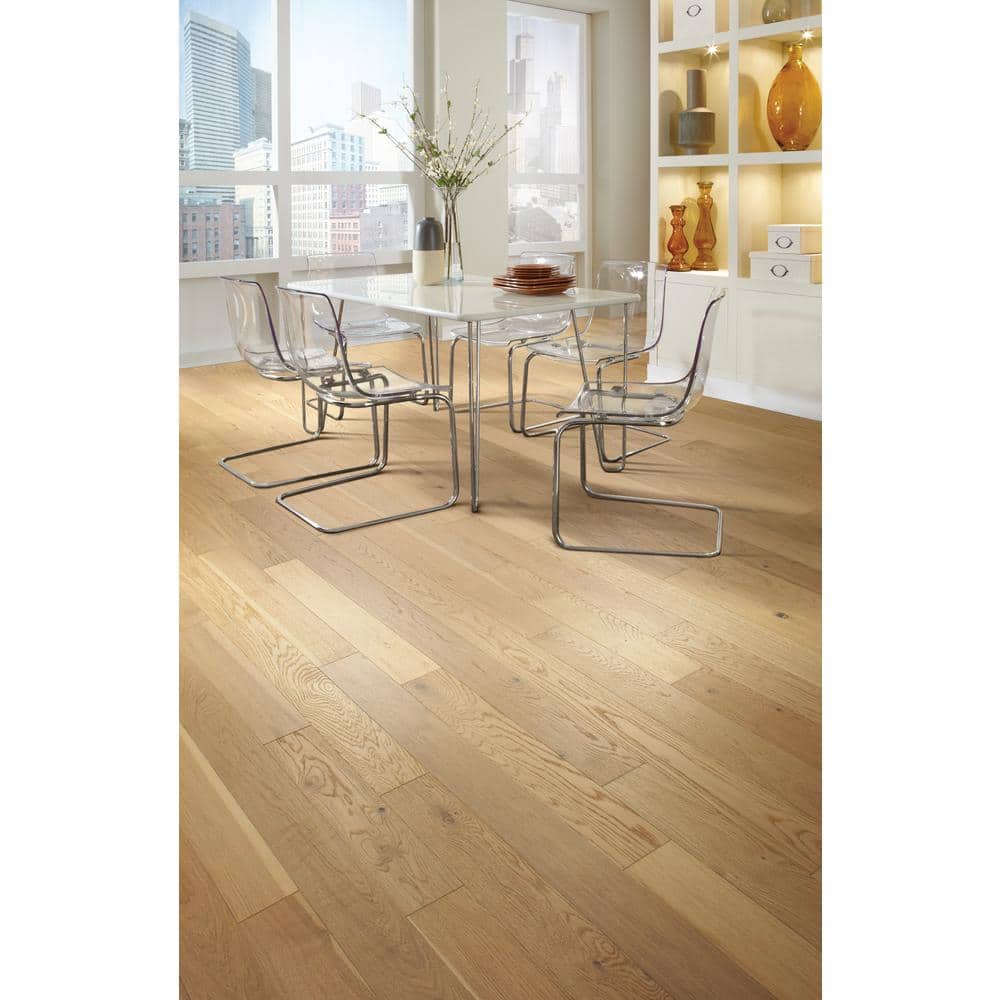 Shaw Morganton Horizon White Oak 3/8 in. T X 5 in. W Tongue and Groove Engineered Hardwood Flooring (29.53 sq.ft./case)