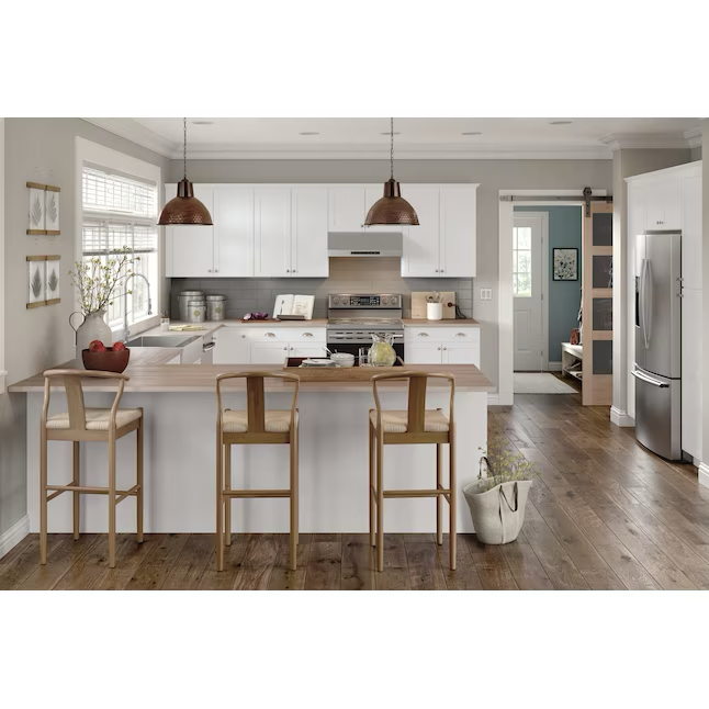 Diamond NOW Arcadia 18-in W x 35-in H x 23.75-in D TrueColor White Door and Drawer Base Cabinet
