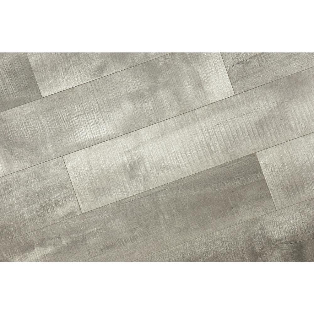 Montserrat Summa Intrepid Nickel 14 mm T x 7.75 in. W HDF Waterproof AC5 Click Lock Laminate Wood Flooring (23.09 sq. ft./case)