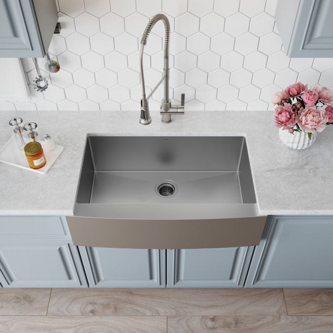 KRAUS Standart PRO Farmhouse Apron-Front Stainless Steel 33 in. Single Bowl Kitchen Sink