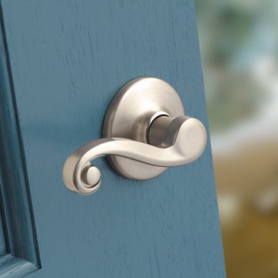 Kwikset Lido Satin Nickel Passage Hall/Closet Door Lever with Microban Antimicrobial Technology