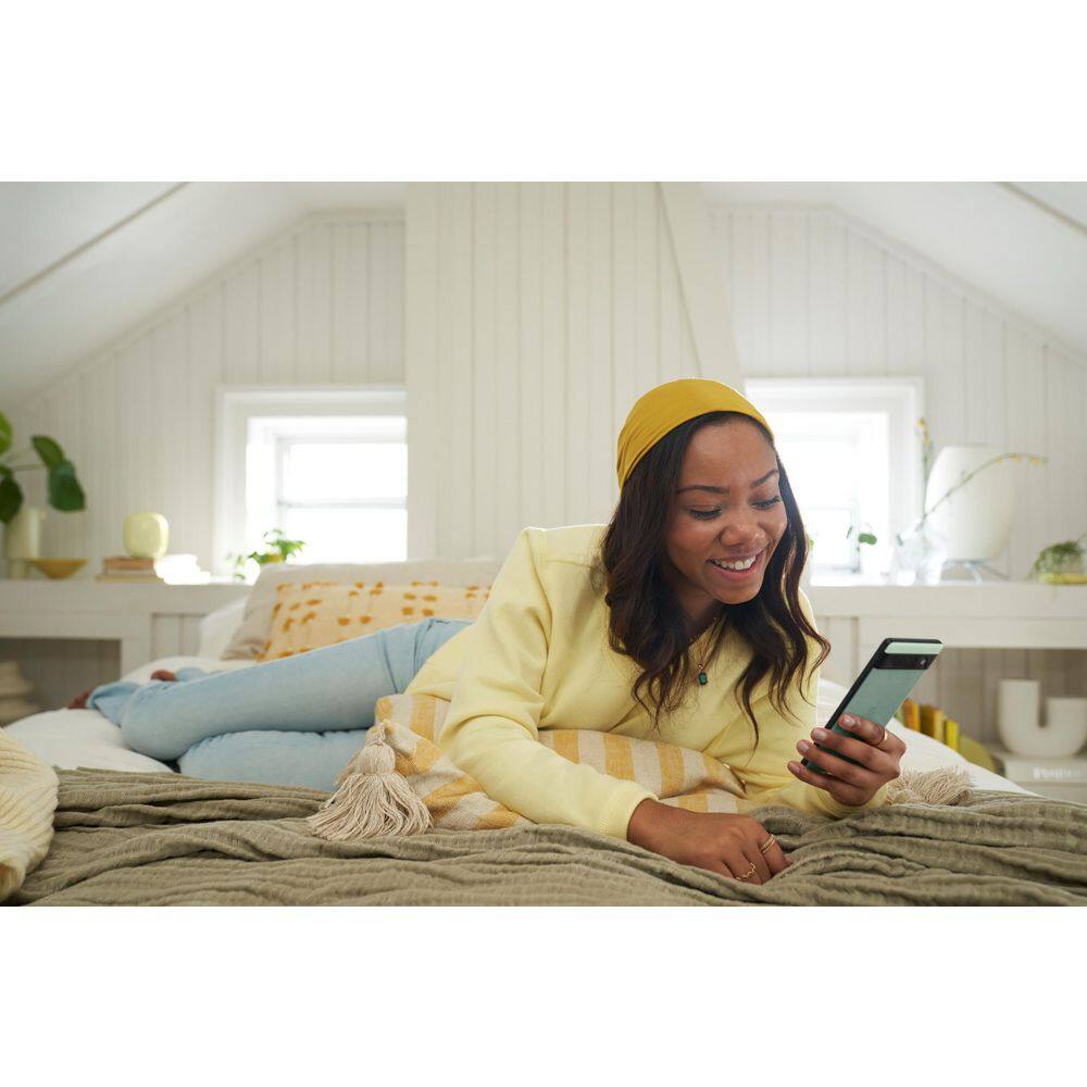 Google Nest Wifi Pro (Wi-Fi 6E) - Lemongrass
