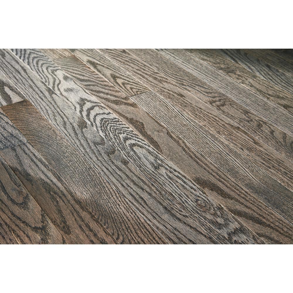 Bruce Plano Low Gloss Gray Oak 3/4 in. T x 3-1/4 in. W Smooth Solid Hardwood Flooring (22 sq.ft./ctn)