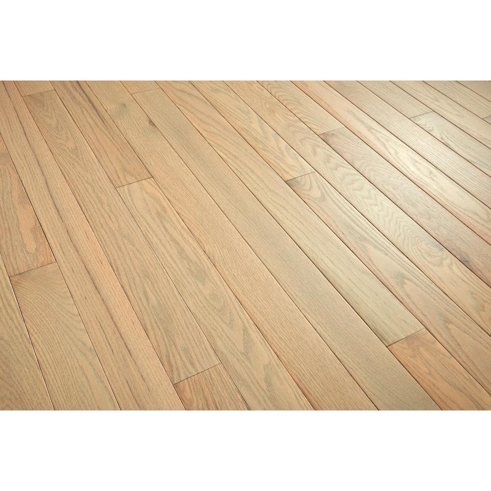 Bruce Plano Light Warmth Red Oak 3/4 in. T x 3-1/4 in. W Smooth Solid Hardwood Flooring (22 sq.ft./ctn)