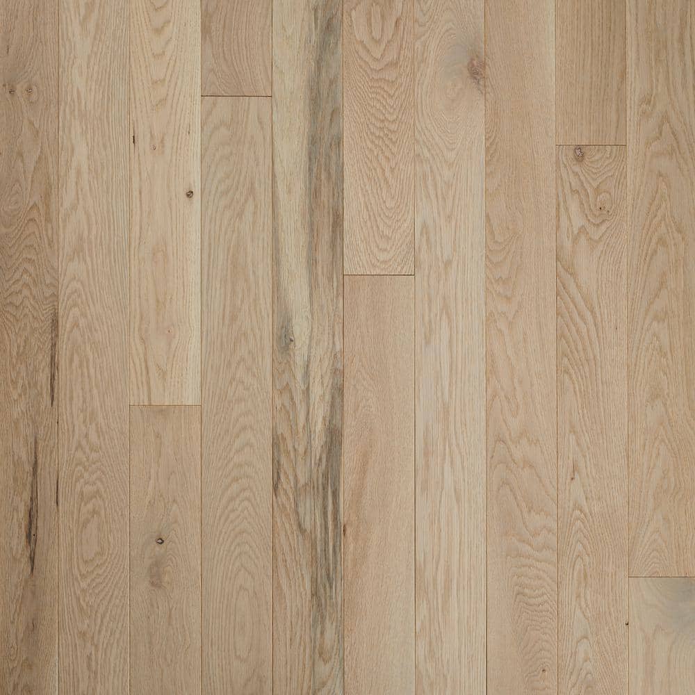 Bruce Plano Low Gloss Taupe Oak 3/4 in. T x 5 in. W Smooth Solid Hardwood Flooring (23.5 sq.ft./ctn)