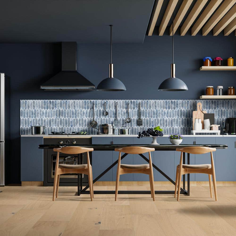 MSI Lyon Valley White Oak XXL 5/8 in. T x 9.45 in. W Tongue and Groove Engineered Hardwood Flooring (34.10 sq. ft./case)