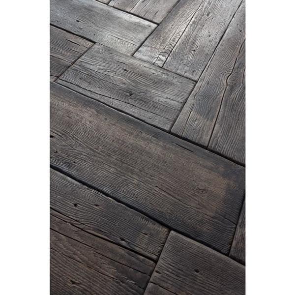 Silver Creek Stoneworks Barn Plank 35 in. x 9.75 in. x 2 in. Mahogany Concrete Paver (20-Piece/47.40 sq. ft./Pallet)