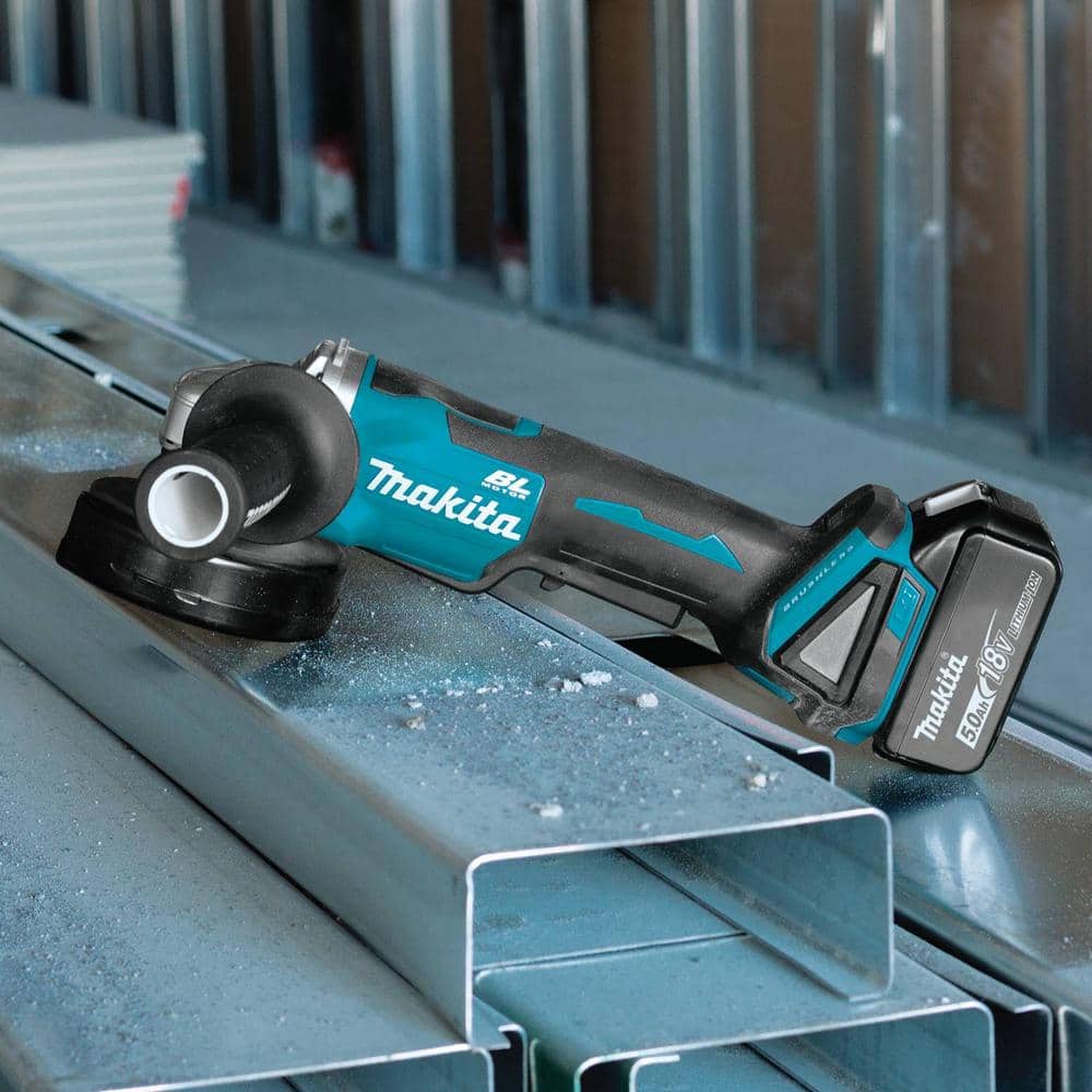 Makita 18V LXT Brushless 4-1/2 in./5 in. Paddle Switch Cut-Off/Angle Grinder Kit with Bonus 18V LXT LED Flashlight