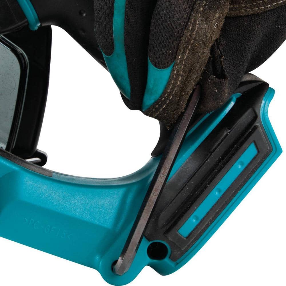Makita 18V LXT Lithium‑Ion Cordless 5-3/8 in. Metal Cutting Saw with Electric Brake & Chip Collector (Tool‑Only)