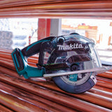 Makita 18V LXT Lithium‑Ion Cordless 5-3/8 in. Metal Cutting Saw with Electric Brake & Chip Collector (Tool‑Only)