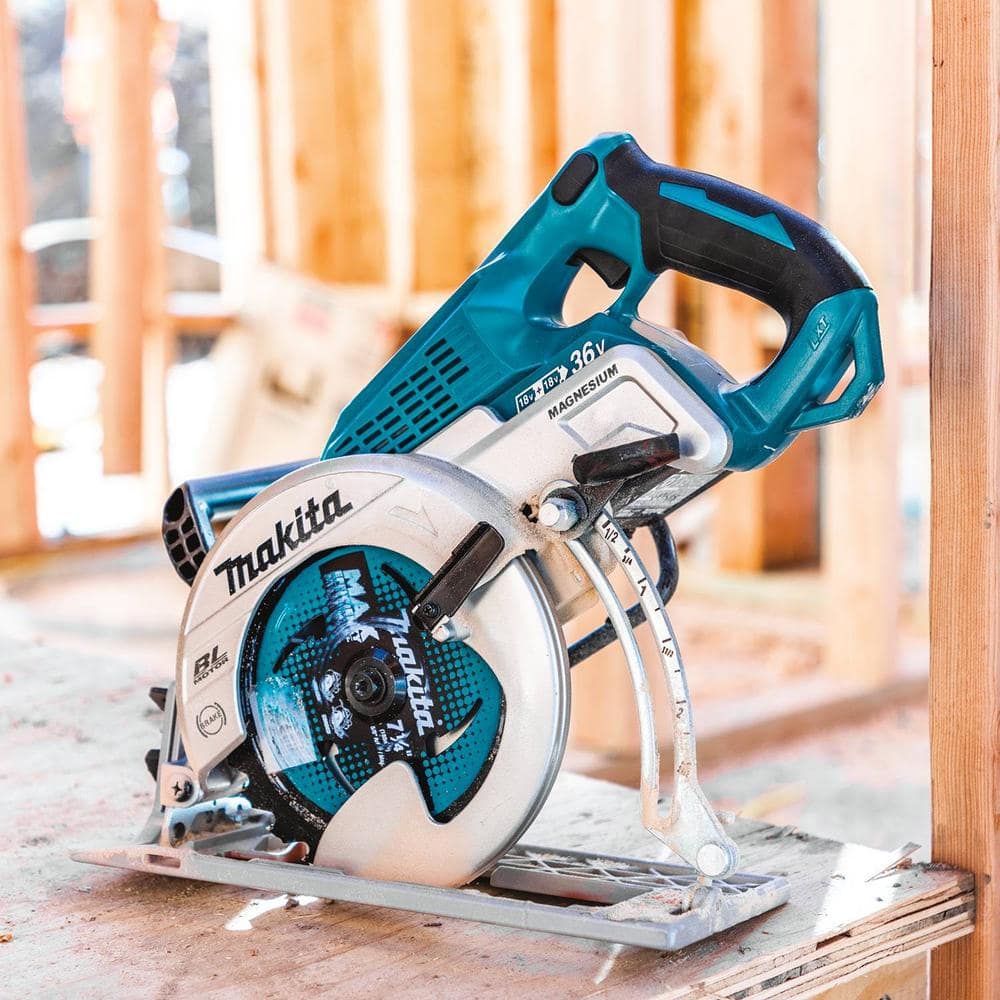Makita 18V X2 LXT 5.0Ah Lithium-Ion (36V) Brushless Cordless Rear Handle 7-1/4 in. Circular Saw Kit