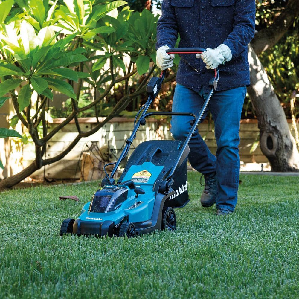 Makita 13 in. 18V LXT Lithium-Ion Cordless Walk Behind Push Lawn Mower Kit (4.0Ah)