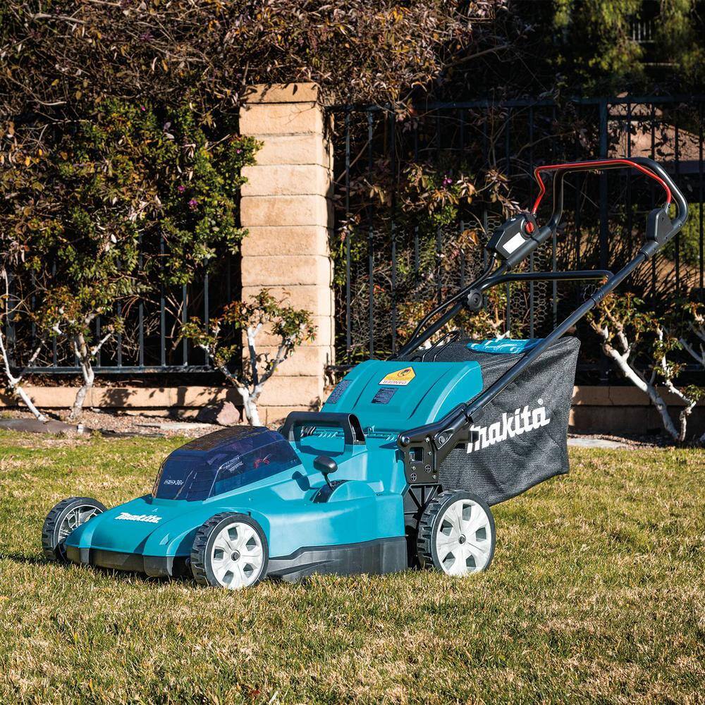 Makita 18V X2 (36V) LXT Lithium-Ion Cordless 19 in. Walk Behind Lawn Mower Kit w/4 batteries (4.0Ah)