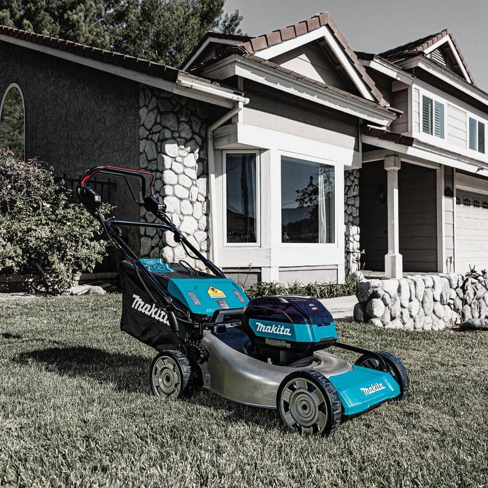 Makita 40V max XGT Brushless Cordless 21 in. Walk Behind Self-Propelled Commercial Lawn Mower Kit (8.0Ah)