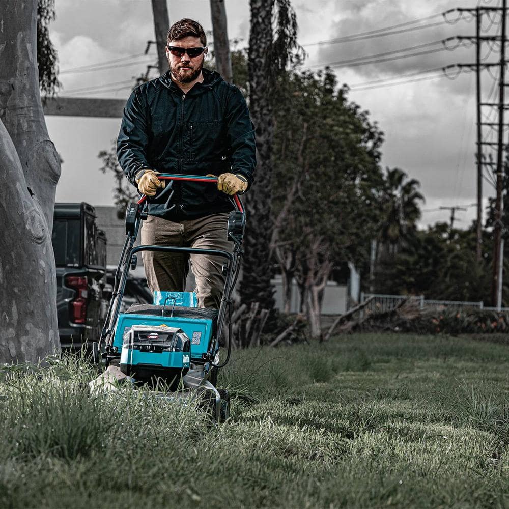 Makita 40V max XGT Brushless Cordless 21 in. Walk Behind Self-Propelled Commercial Lawn Mower Kit (4.0Ah)
