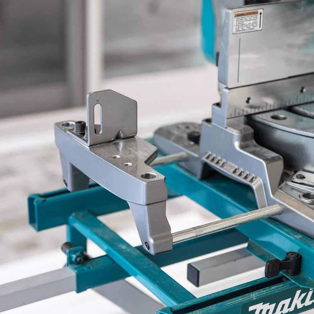 Makita 40V max XGT Brushless Cordless 12 in. Dual-Bevel Sliding Compound Miter Saw Kit, AWS Capable (4.0Ah)