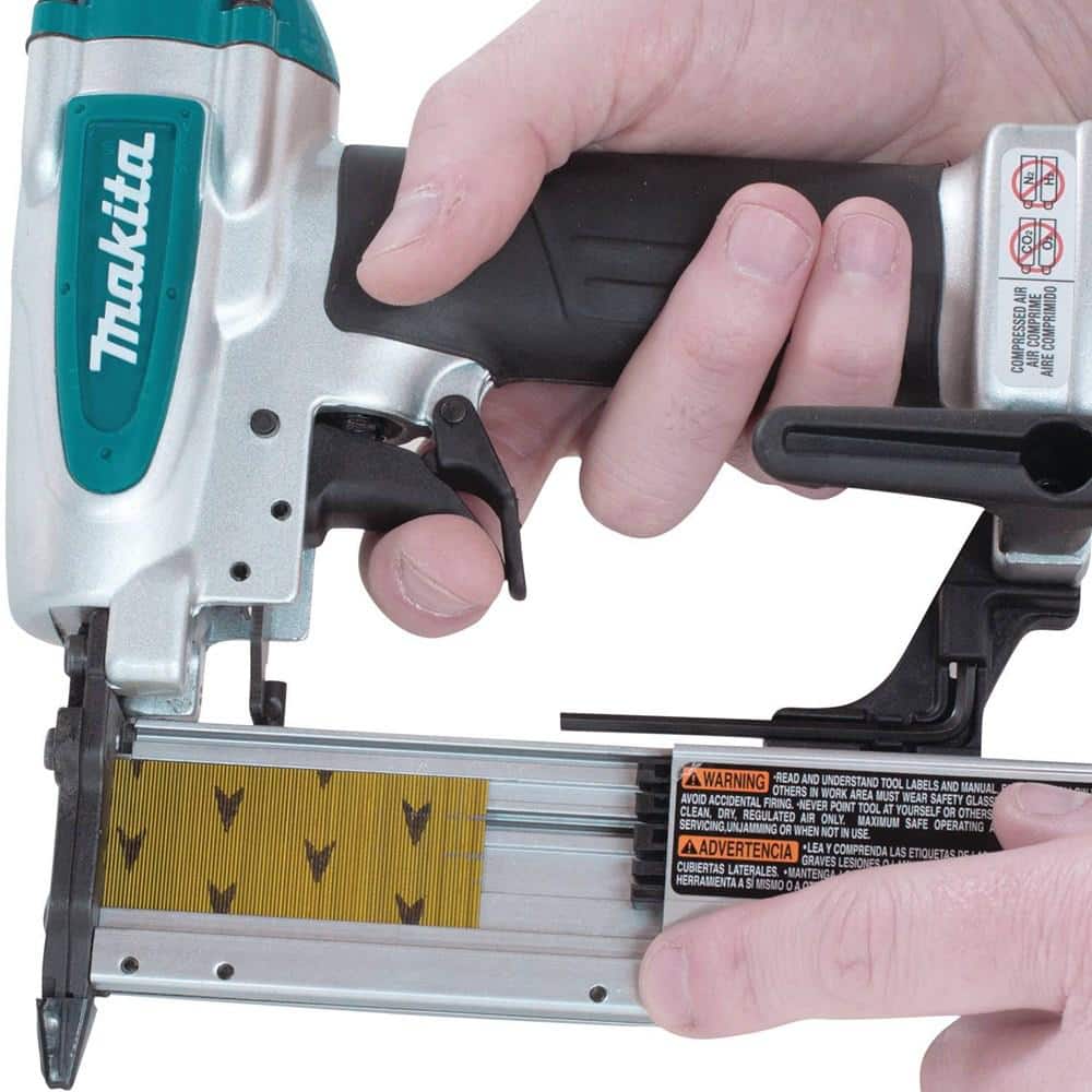Makita Pneumatic 23-Gauge, 1-3/8 in. Pin Nailer (AF353)