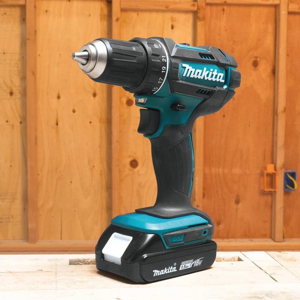 Makita 1.5Ah 18V LXT Lithium‑Ion Compact Cordless 1/2 in. Driver‑Drill Kit (XFD10SY)