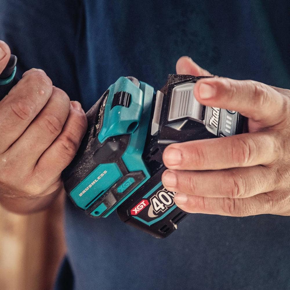 Makita 40V Max XGT Brushless Cordless 2-Pc. Combo Kit (Hammer Driver-Drill/Impact Driver) 2.5Ah