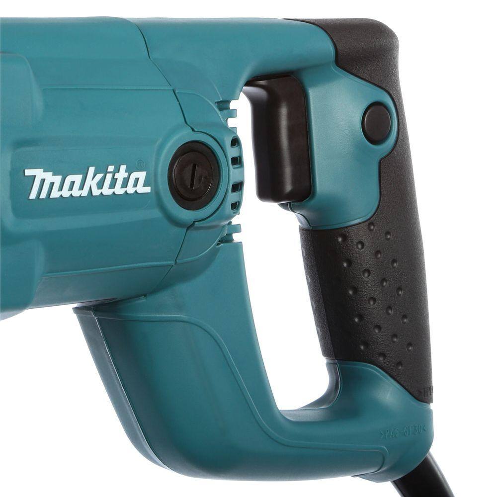 Makita 11 Amp Corded Variable Speed Reciprocating Saw with Wood & Metal Blades and Hard Case (No Lock-On)