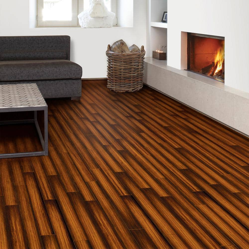 HOMELEGEND Maple Priya 8 mm T x 5.6 in. W Laminate Wood Flooring (18.7 sqft/case)