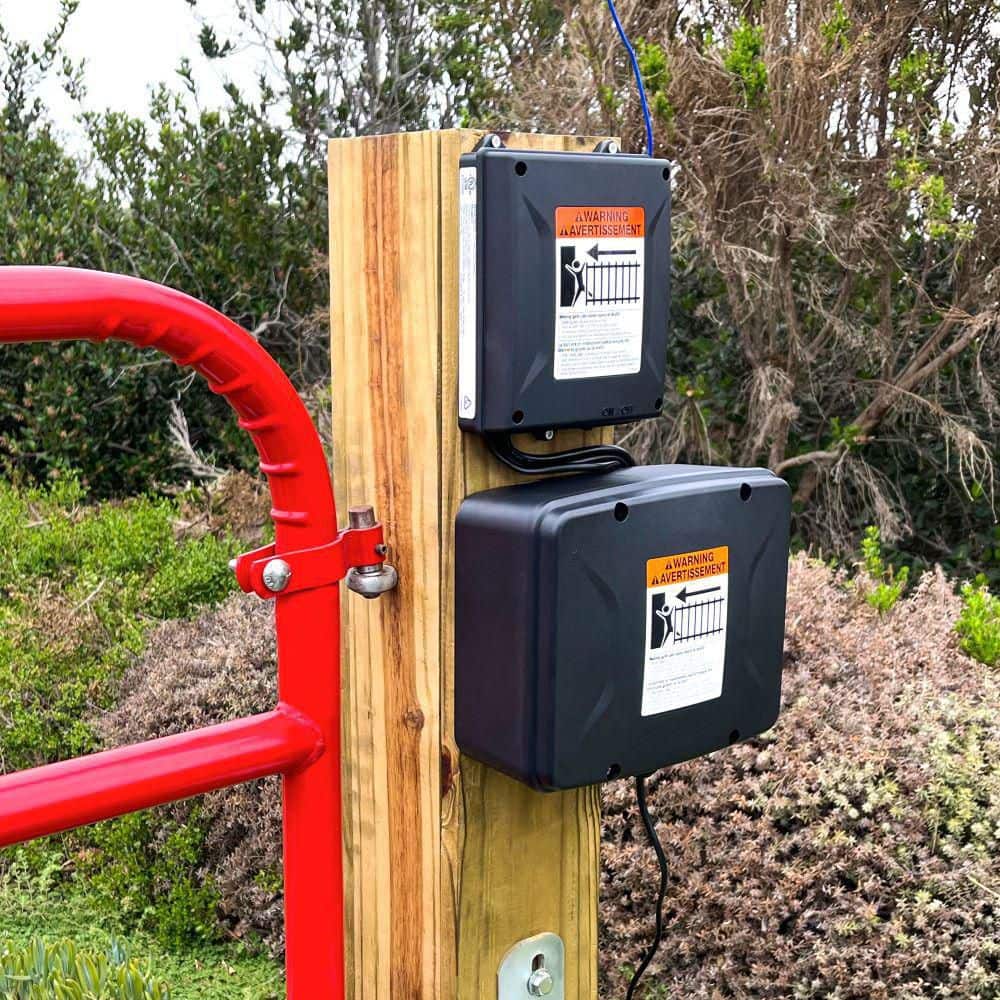 Mighty Mule Gate Opener Battery Enclosure Box Fence Kit