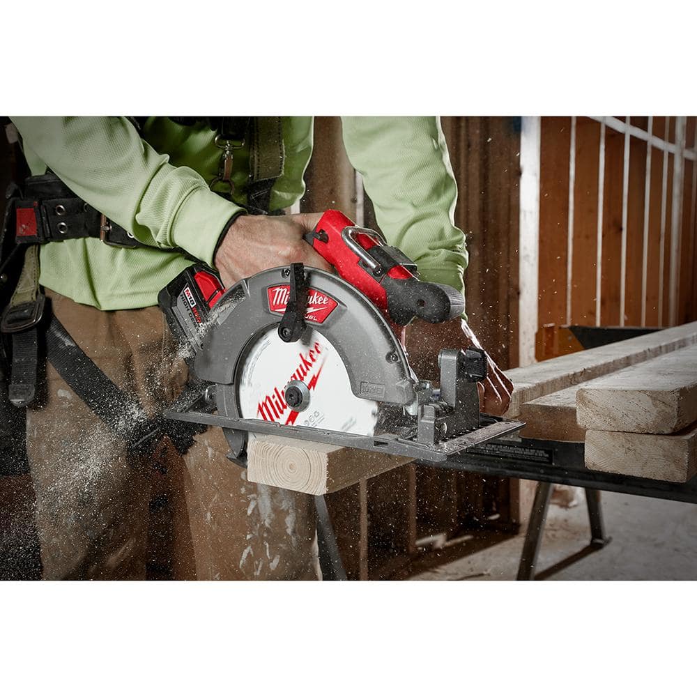 Milwaukee 5-3/8 in. x 36-Tooth Carbide Fine Finish Circular Saw Blade, 10mm Arbor