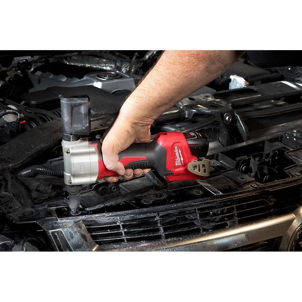 Milwaukee M12 FUEL 12-Volt Lithium-Ion Brushless Cordless 1/2 in. Ratchet and Rivet Tool with Two 3.0 Ah Batteries