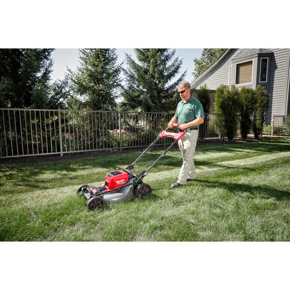 Milwaukee M18 FUEL 18V 21 in. Brushless Cordless Dual Battery Self-Propelled Mower w/ String Trimmer, (2) Batteries, Charger