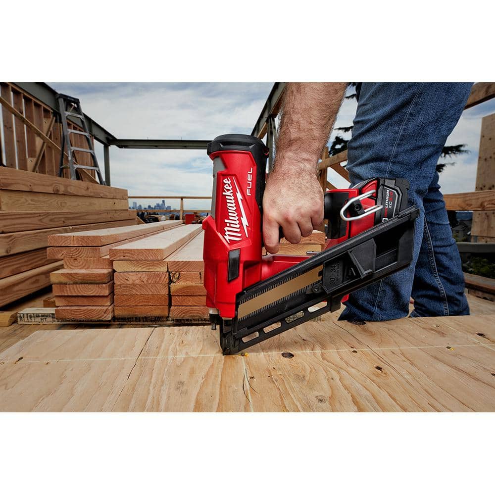 Milwaukee M18 FUEL 3-1/2 in. 18-Volt 30-Degree Brushless Cordless Framing Nailer (Tool-Only) w/Tinted Anti Scratch Safety Glasses