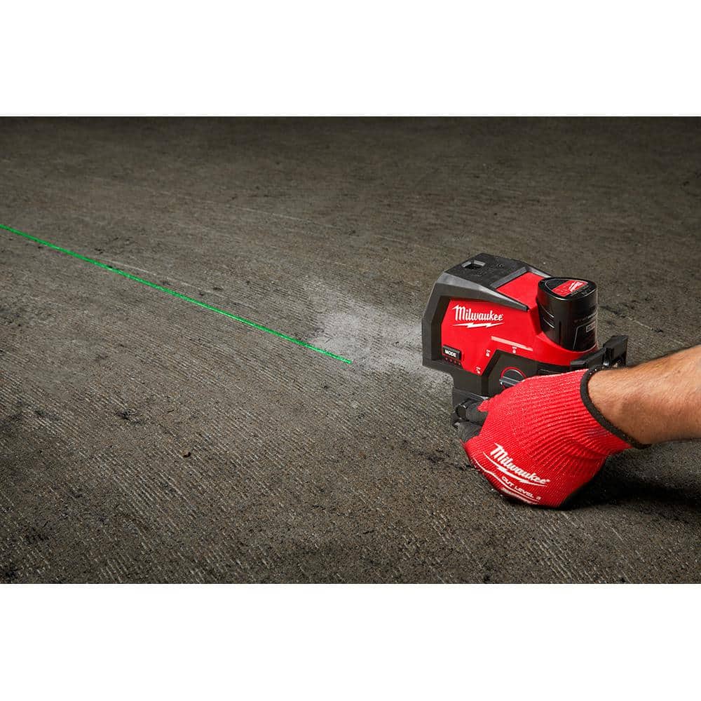 Milwaukee M12 12-Volt Lithium-Ion Cordless Green 125 ft. Cross Line & Plumb Points Laser Level Kit with 3 Batteries and Tripod