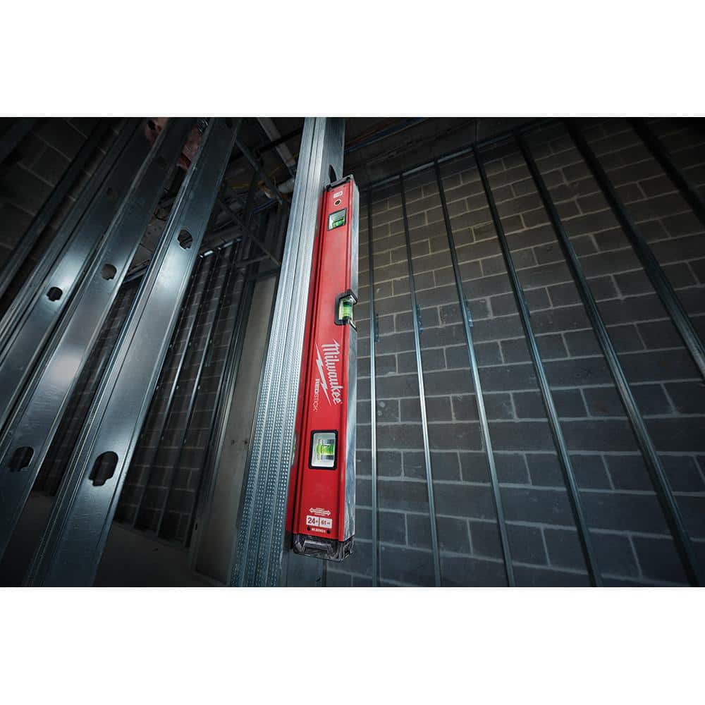 Milwaukee 24 in./48 in. REDSTICK Box Level Set