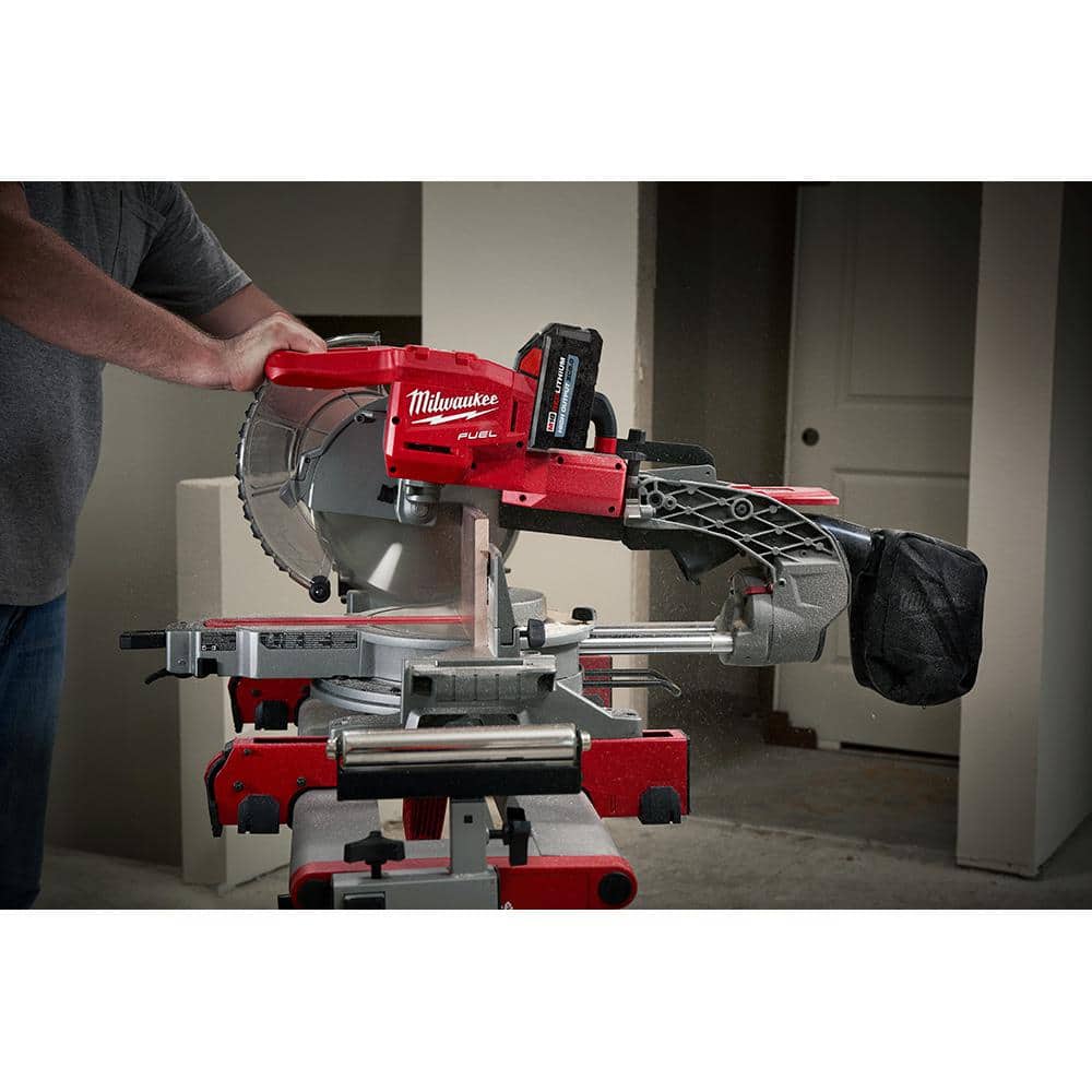 Milwaukee M18 FUEL 18V Brushless Cordless 10 in. Dual-Bevel Sliding Compound Miter Saw Kit with Portable Miter Saw Stand