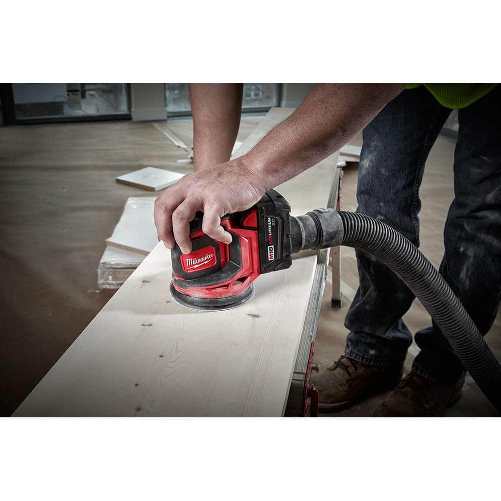 Milwaukee M18 18V Lithium-Ion Cordless 5 in. Random Orbit Sander with 2.0 Ah Compact Battery