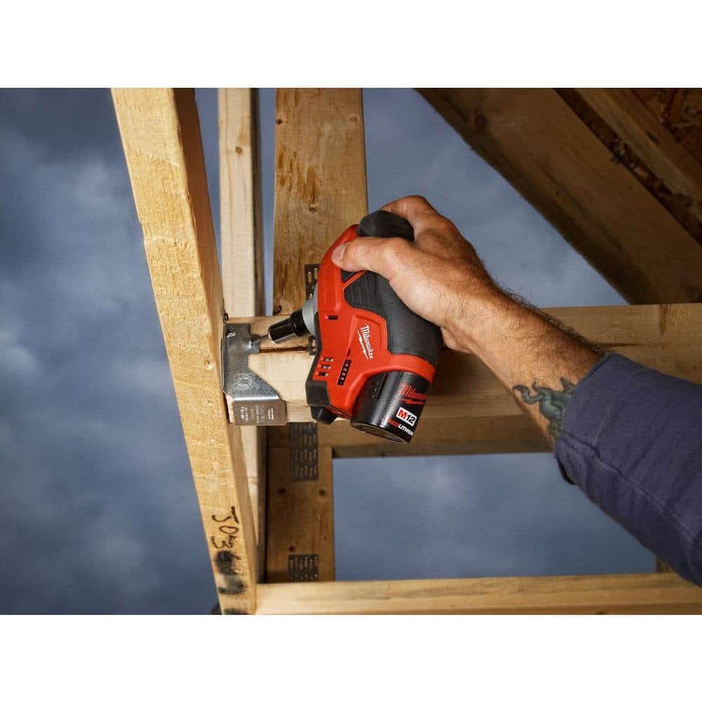 Milwaukee M12 Cordless Palm Nailer Kit with One 1.5Ah Battery, Charger with M18 FUEL 3-1/2 in. 18-Volt 21-Degree Framing Nailer