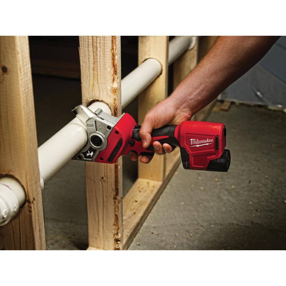 Milwaukee M12 12V Lithium-Ion Cordless PVC Shear Kit with M12 Rocket Stand Light