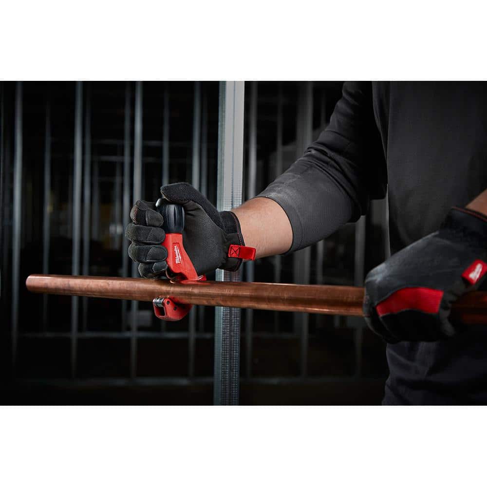 Milwaukee 1 in. Constant Swing Copper Tubing Cutter (1/8 in. to 1-1/8 in. Capacity)
