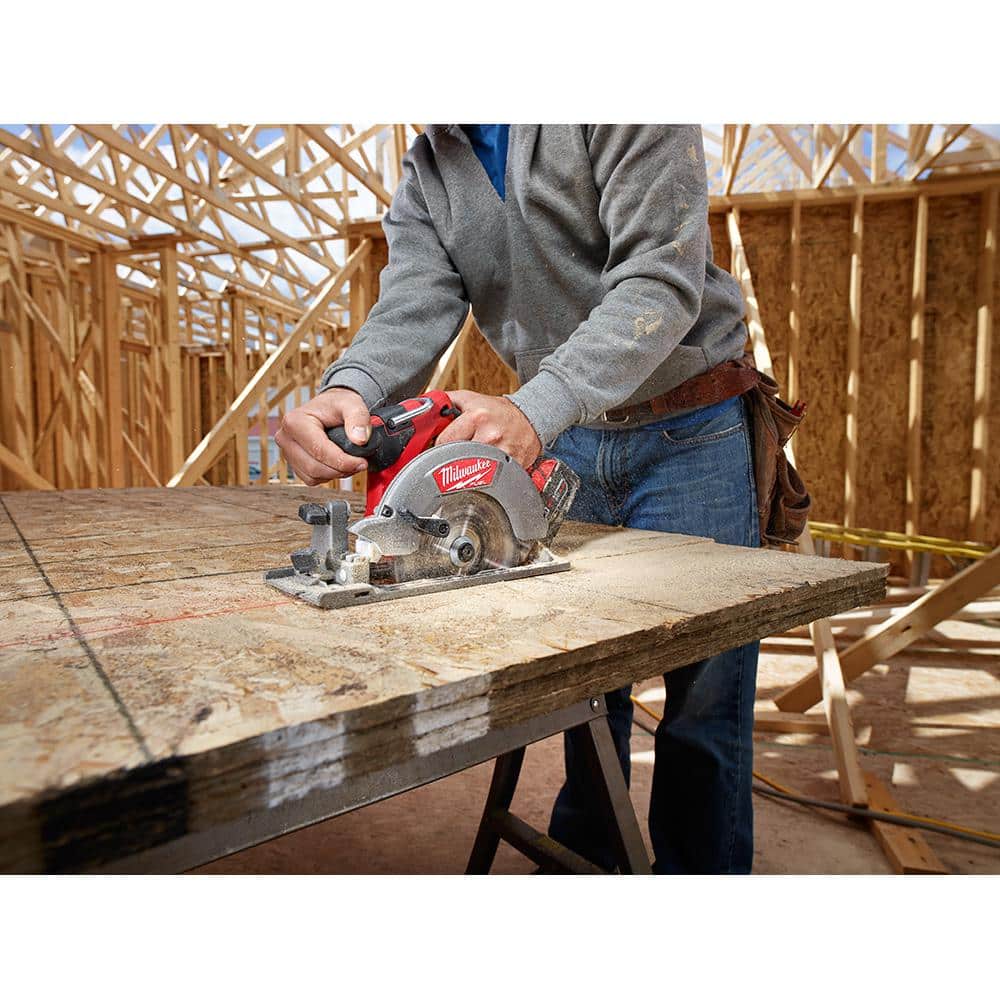 Milwaukee M18 FUEL 18-Volt Lithium-Ion Brushless Cordless Combo Kit (5-Tool) with 21° Framing Nailer