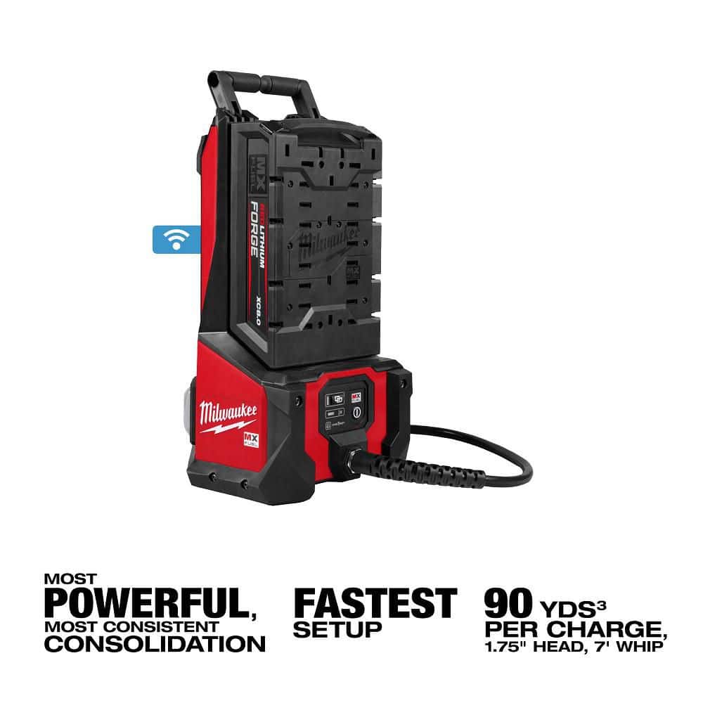 Milwaukee MX FUEL High Cycle Concrete Vibrator Kit with (2) FORGE XC 8.0 Batteries and (1) MX FUEL Super Charger