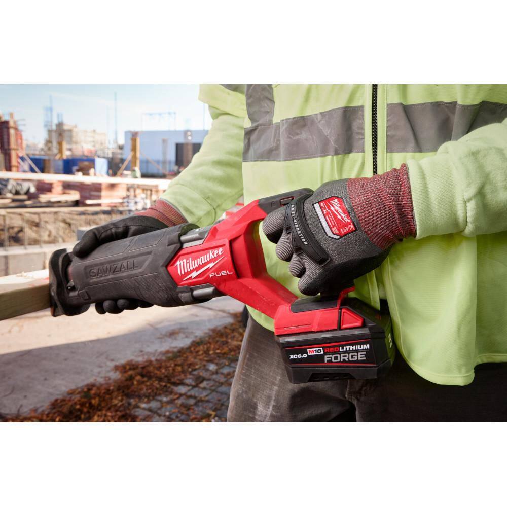 Milwaukee 2X-Large Anti‑Vibration Work Glove, SMARTSWIPE, Synthetic Leather